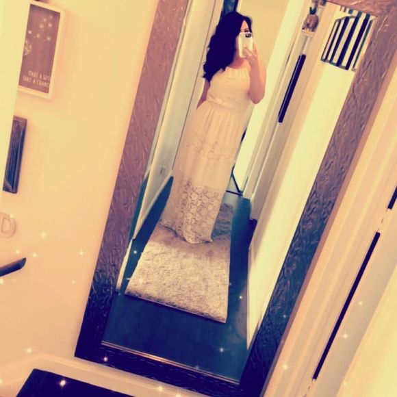 Meet your Posher, Danielle - Picture 1 of 1